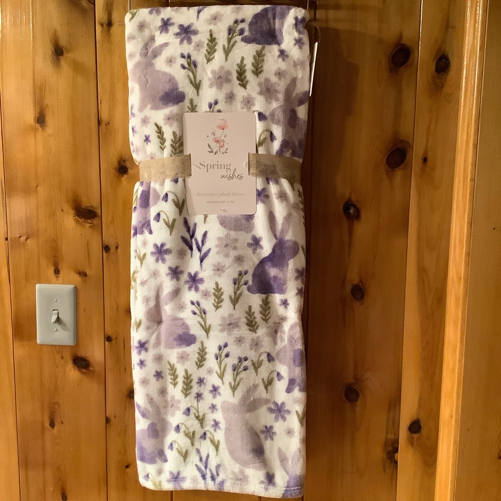 SL HOME Easter Purple Bunnies & Flower Throw